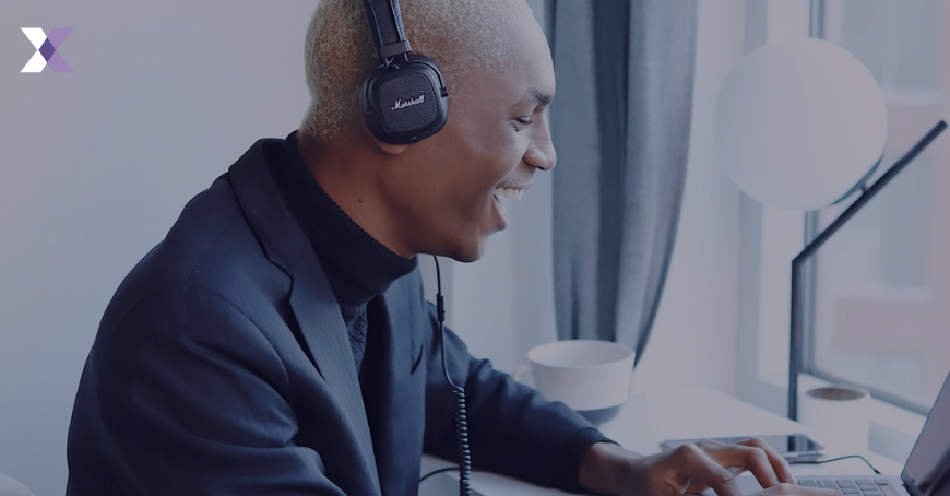Happy employee using Proxymity